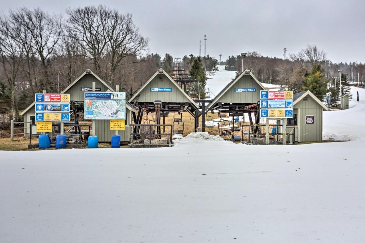 Lake Harmony Home With Hot Tub Less Than Half Mi To Ski! Exterior photo